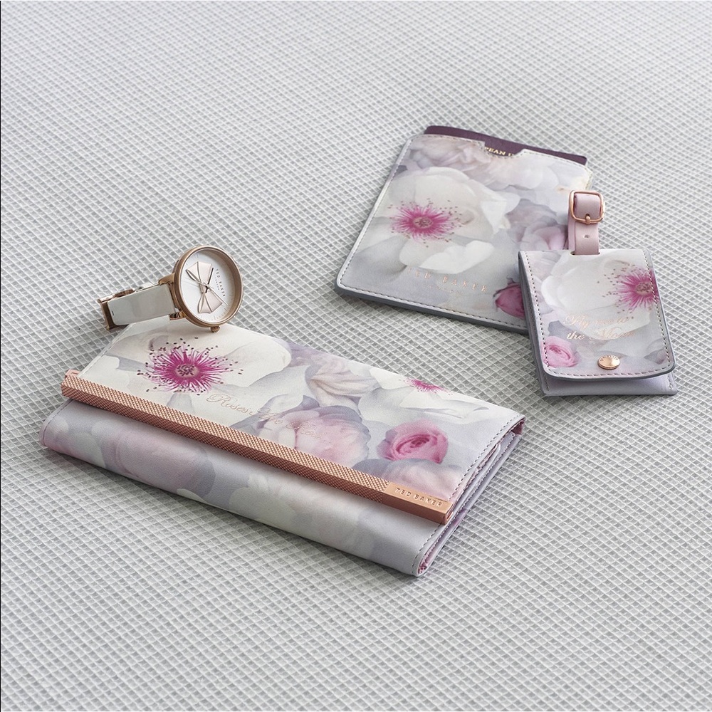 🌸Jewelry Roll Case Holder Rose Goldtone🌸